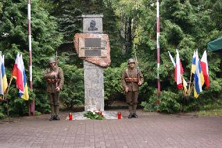 2012.08.15 Obchody Święta Wojska Polskiego w Białej - 008.jpg