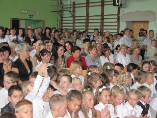 2012.09.03 Rozpoczecie roku szkolnego w ZSG w Slowiku - 006.jpg