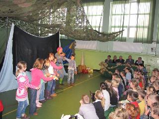 2012.12.08 Gminna Choinka dla dzieci w Słowiku - 013.jpg