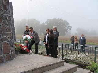 Pamieci ofiar w Rogoznie_wrzesien 2013 - 008.jpg