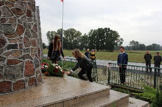 006 - Pamieci Ofiar Wrzesnia 1939 r. w Rogoznie_10.09.2014_fot. Malgorzata Klauzinska.jpg